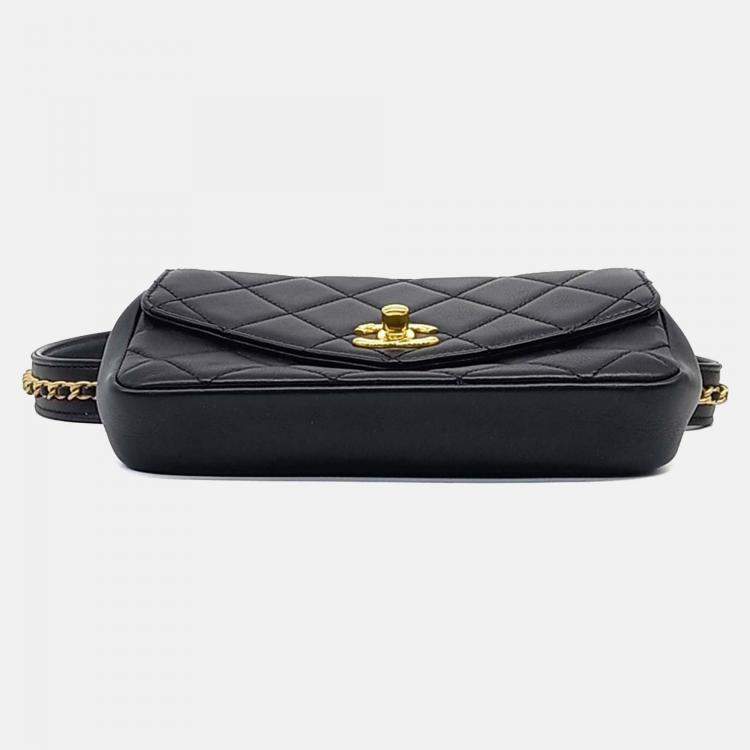 مملوكة مسبقًا Chanel Black Leather Belt Bag
