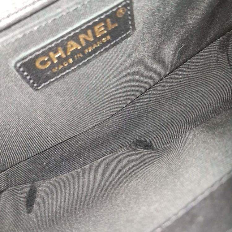 Pre Owned Chanel Black Leather Boy Bag Medium