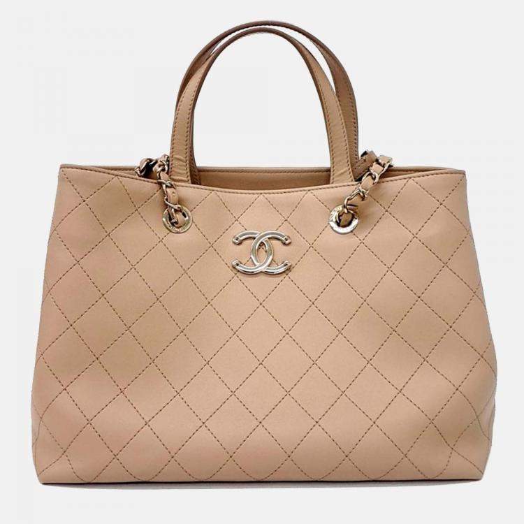 مملوكة مسبقًا Chanel Beige Leather Tote And Shoulder Bag