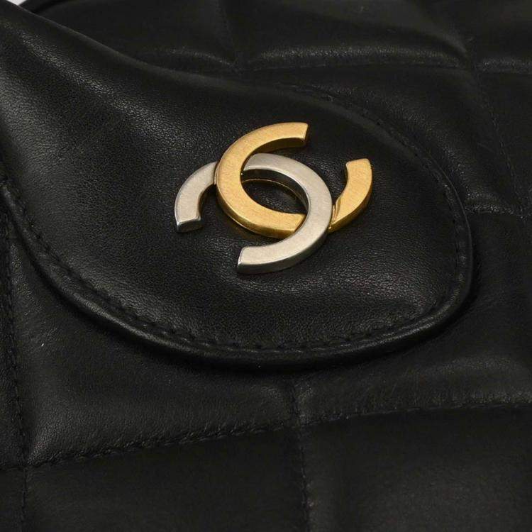 Pre Owned Chanel Paris Black Lambskin Leather Shoulder Bag