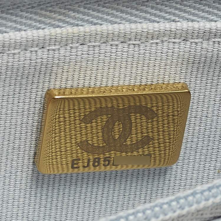 Pre Owned Chanel CC Turnlock Blue Quilted Leather Wallet On Chain