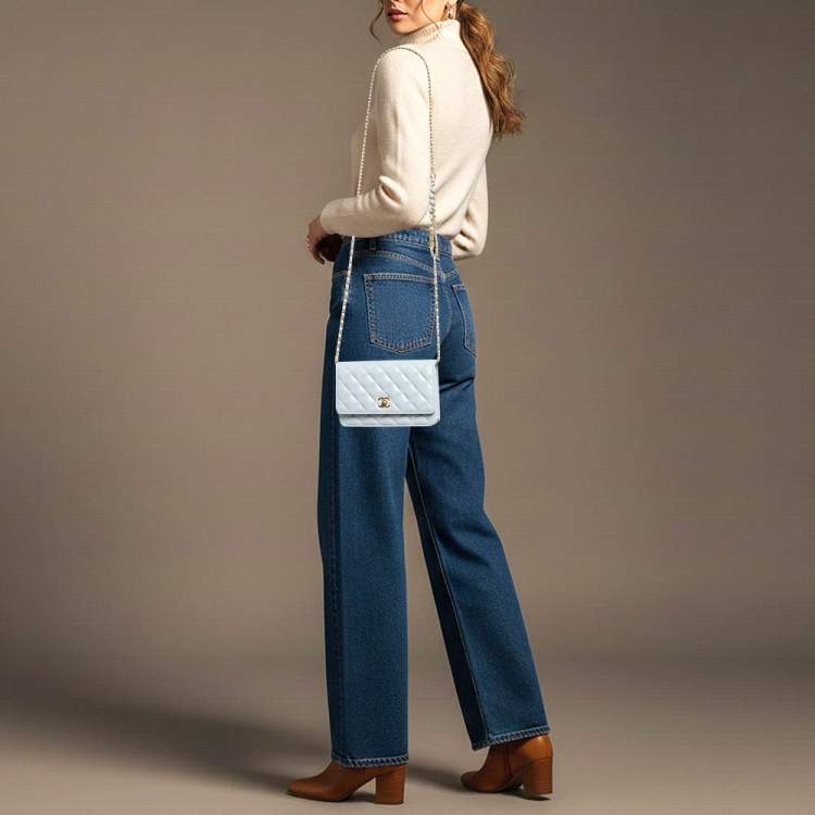 Pre Owned Chanel CC Turnlock Blue Quilted Leather Wallet On Chain