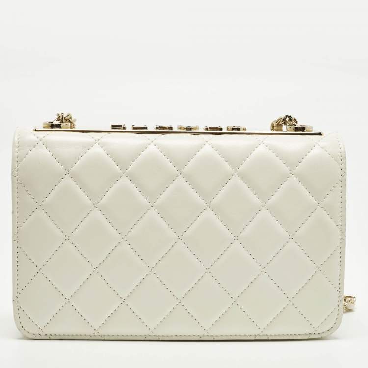 Pre Owned Chanel Trendy CC Off White Quilted Leather Wallet On Chain