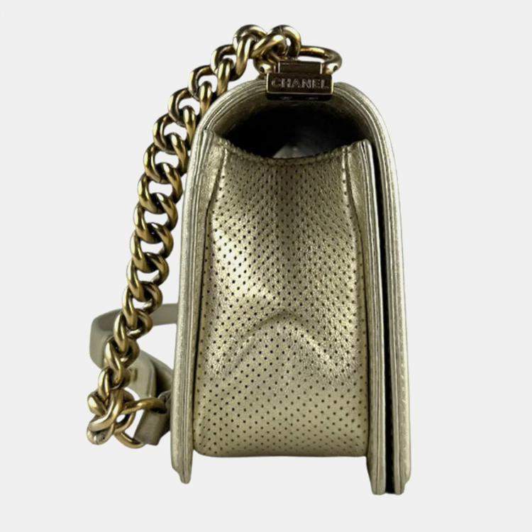 مملوكة مسبقًا Chanel Boy Chanel Shoulder Bag  Leather  Metal  Gold