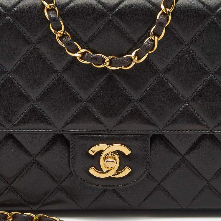 Pre Owned Chanel Classic Black Quilted Lambskin Leather Flap Bag
