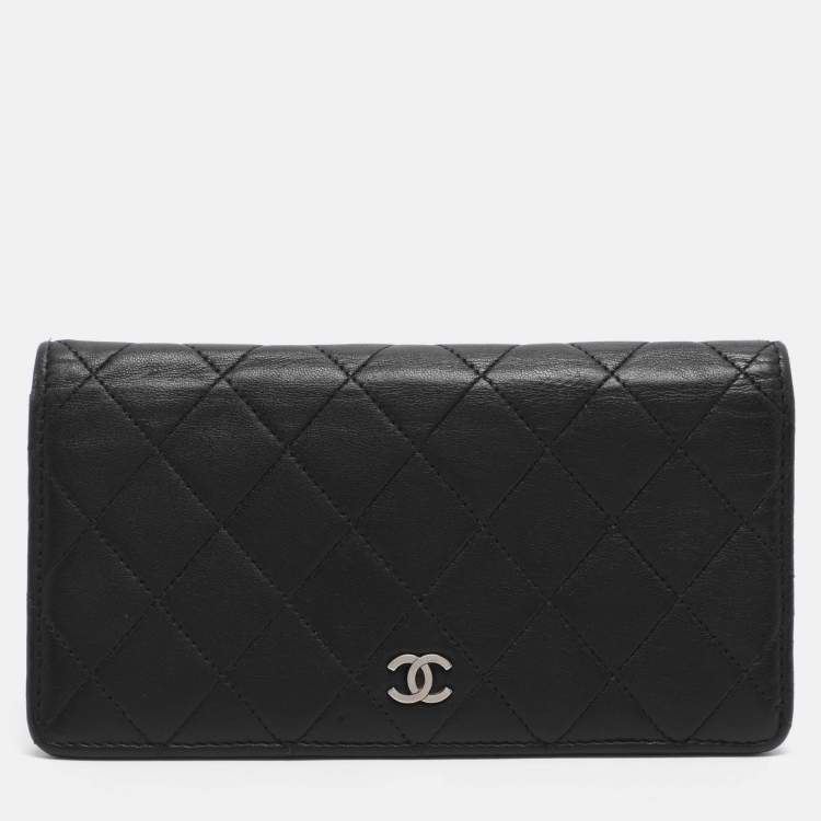 Pre Owned Chanel L Yen Black Quilted Leather Long Wallet