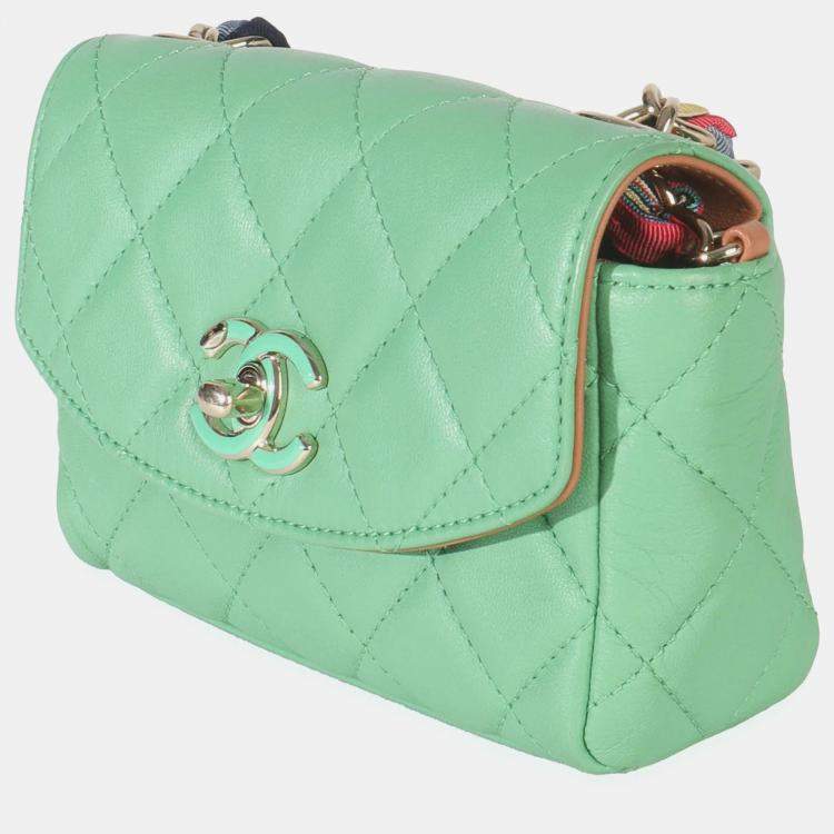 Pre Owned Chanel Green Quilted Lambskin Ribbon Chain Mini Flap Bag