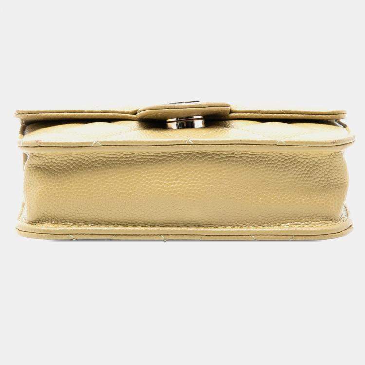 Pre Owned Chanel Green Classic Caviar Chain Belt Bag