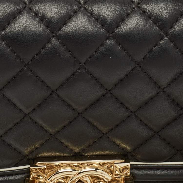 مملوكة مسبقًا Chanel Boy Small Black/White Quilted Leather Top Handle Bag
