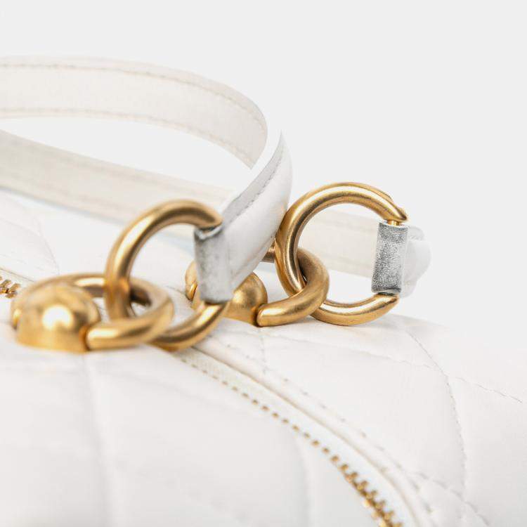 Pre Owned Chanel White Métiers d'Art CC Quilted Lambskin Box with Top Handle Bag