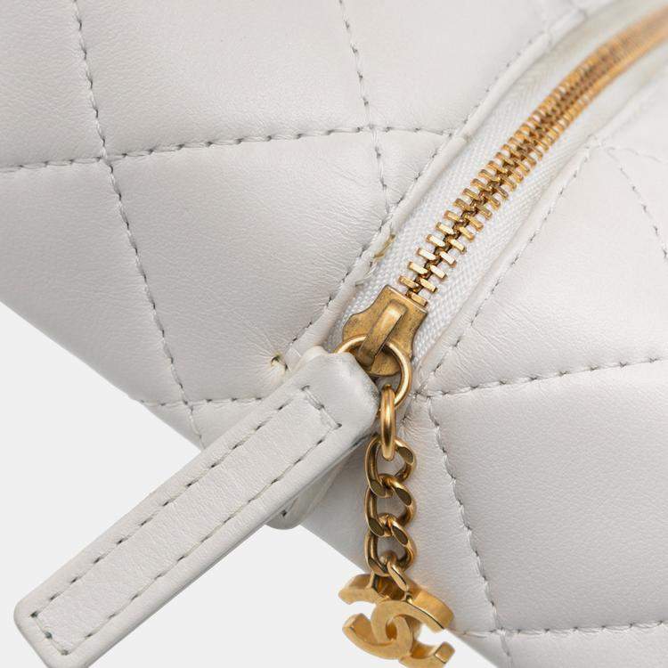 Pre Owned Chanel White Métiers d'Art CC Quilted Lambskin Box with Top Handle Bag