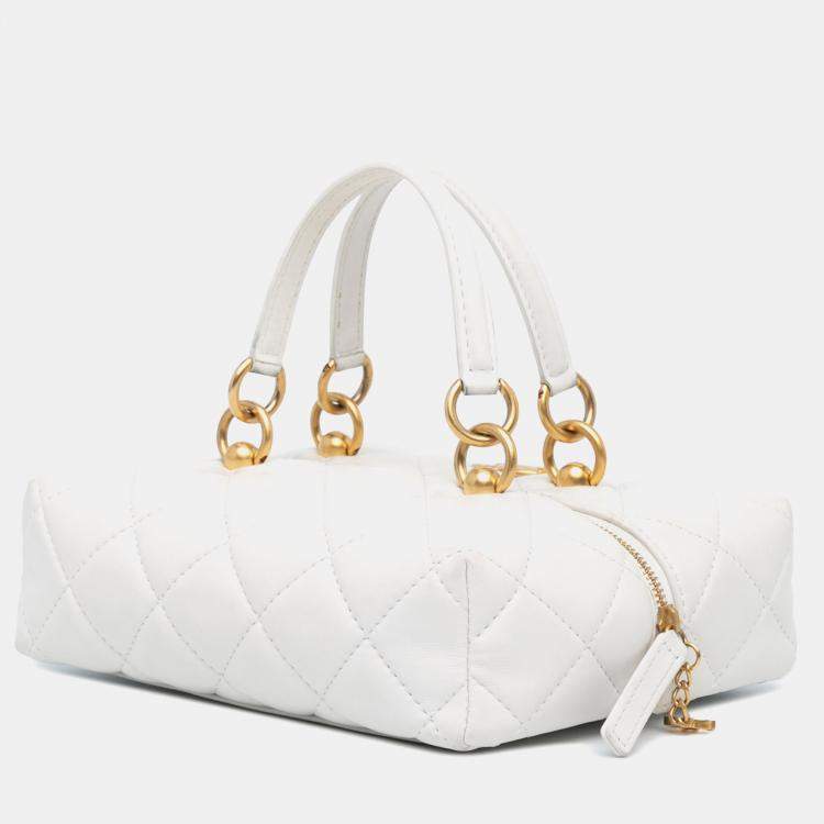Pre Owned Chanel White Métiers d'Art CC Quilted Lambskin Box with Top Handle Bag