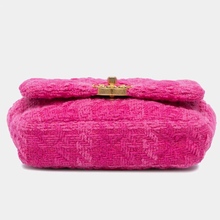 Pre Owned Chanel Pink Tweed 19 Belt Bag