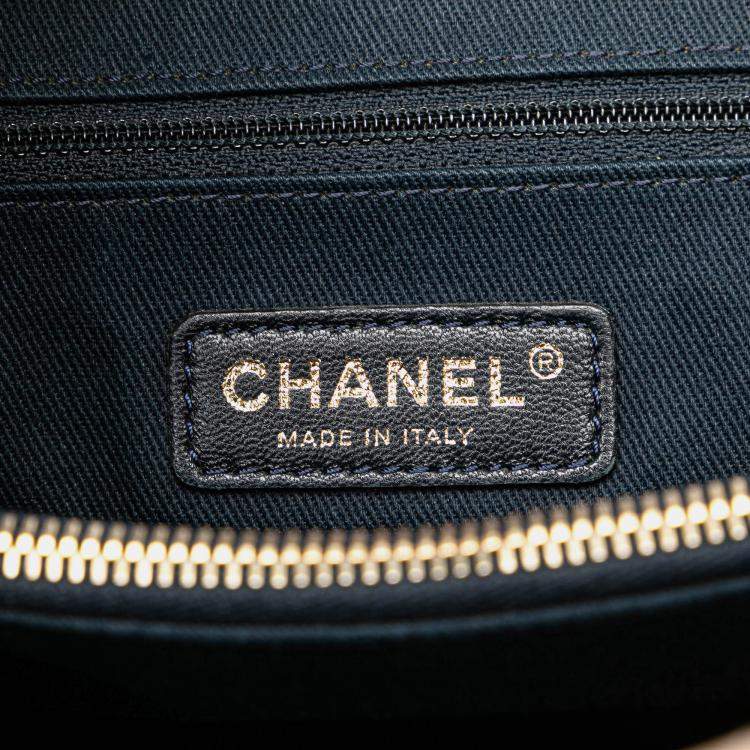 Pre Owned Chanel Pink Large Chevron Calfskin Surpique Tote