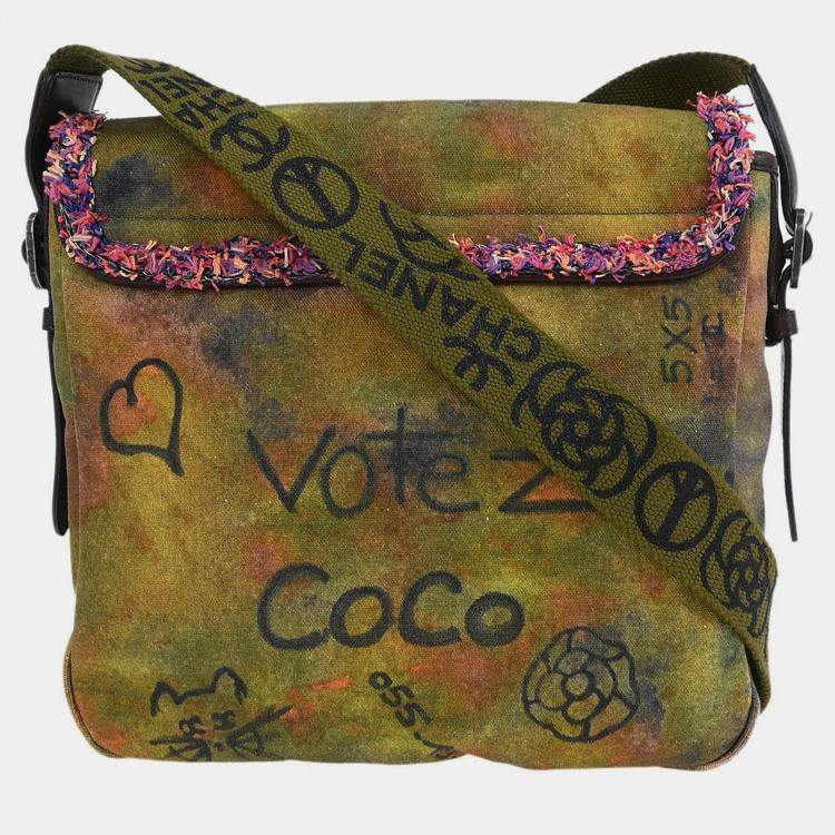 Pre Owned Chanel Khaki Canvas Graffiti On The Pavements Shoulder Bag