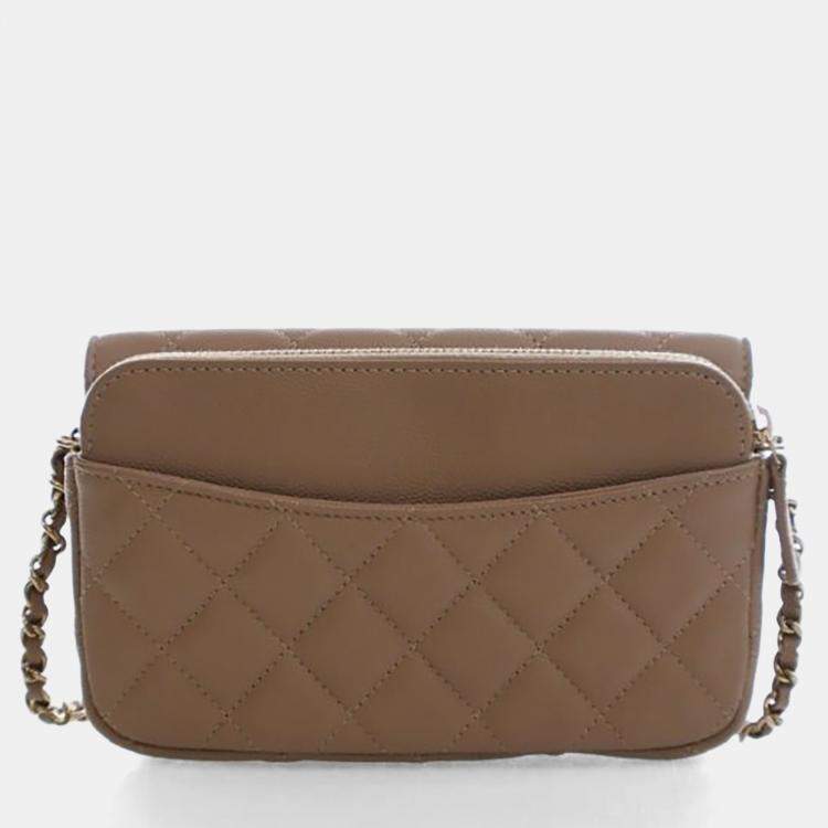 Pre Owned Chanel Caviar Classic Flap Phone Holder With Chain