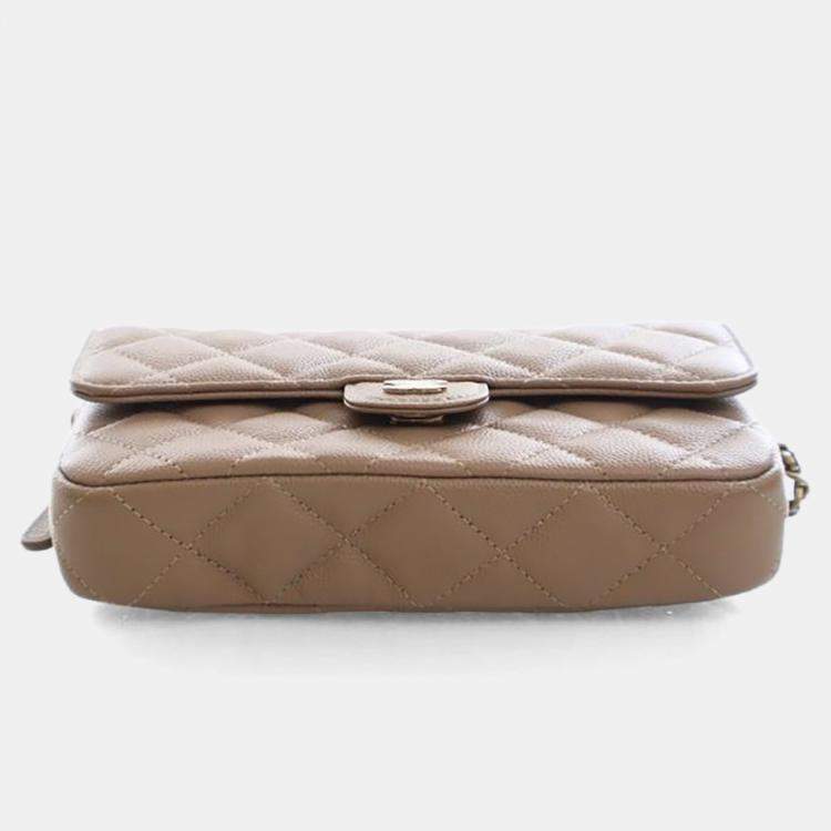 Pre Owned Chanel Caviar Classic Flap Phone Holder With Chain