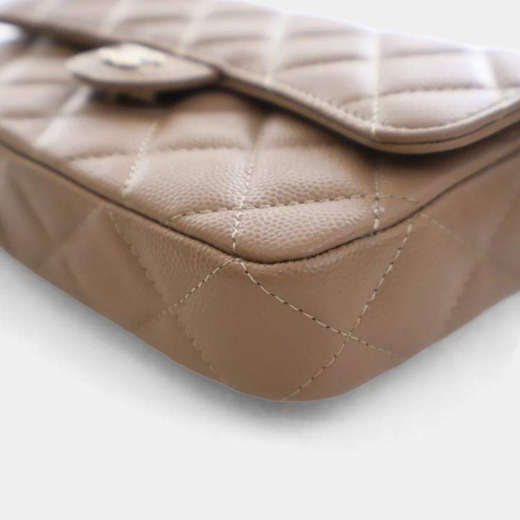 Pre Owned Chanel Caviar Classic Flap Phone Holder With Chain