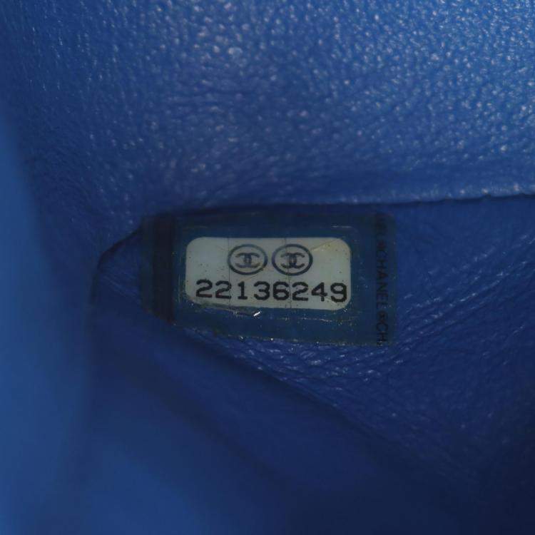 Pre Owned Chanel Classic Double Flap Medium Blue Leather Shoulder Bag