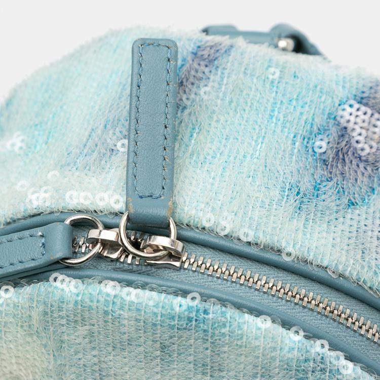 مملوكة مسبقًا Chanel Blue Mini Sequins and Lambskin Waterfall Backpack