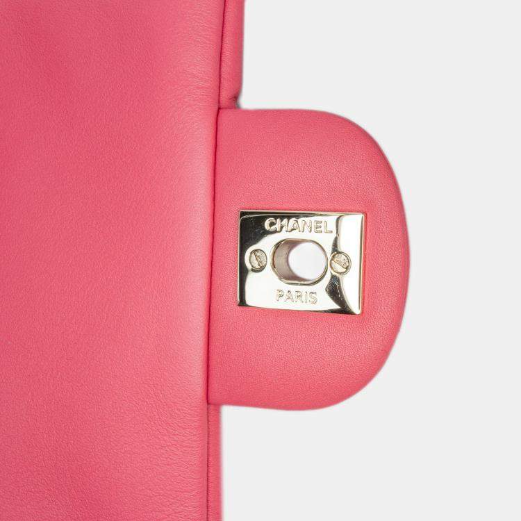 مملوكة مسبقًا Chanel Pink Mini Quilted Calfskin Bubbly Flap