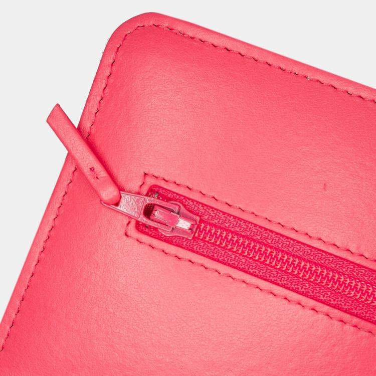 Pre Owned Chanel Pink Tweed 19 Wallet On Chain