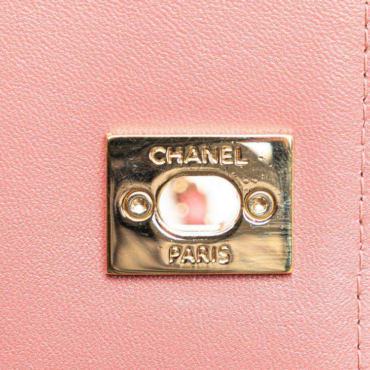 Pre Owned Chanel Pink Mini Chevron Lambskin Trendy CC Chain Wallet