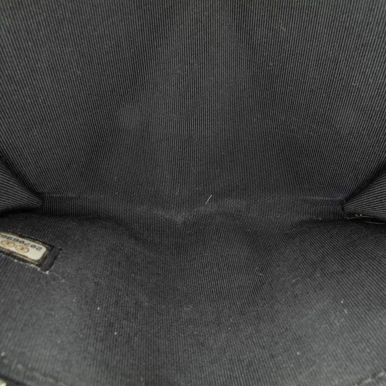 Pre Owned Chanel Black Bull Leather Studded Zip Wallet