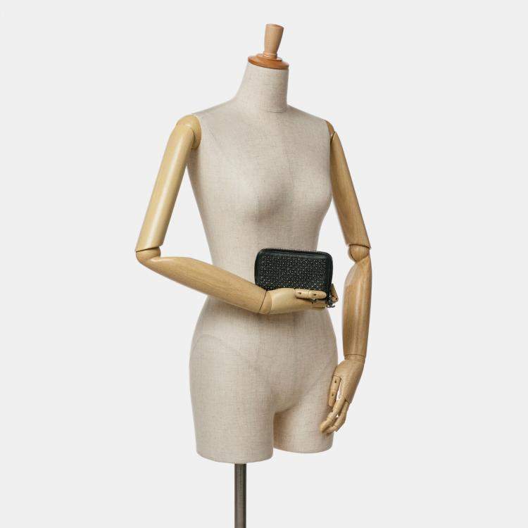 Pre Owned Chanel Black Bull Leather Studded Zip Wallet