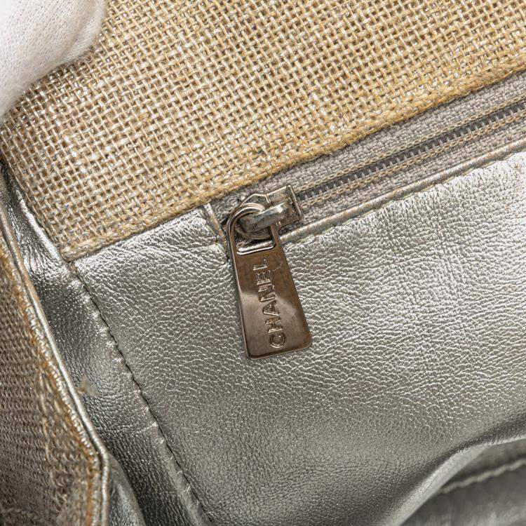 مملوكة مسبقًا Chanel Brown CC Stitched Linen Chain Tote