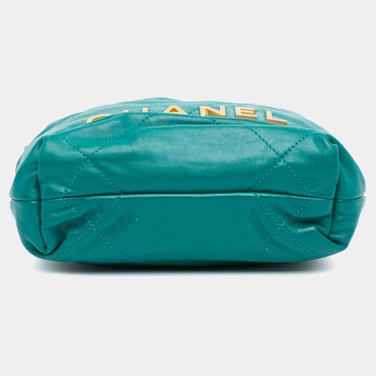 Pre Owned Chanel Green Mini Shiny Calfskin 22 Handbag