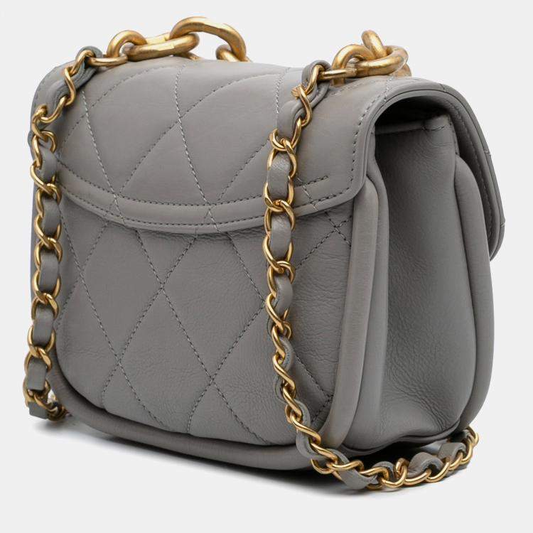 Pre Owned Chanel CC Quilted Lambskin Rounded Flap