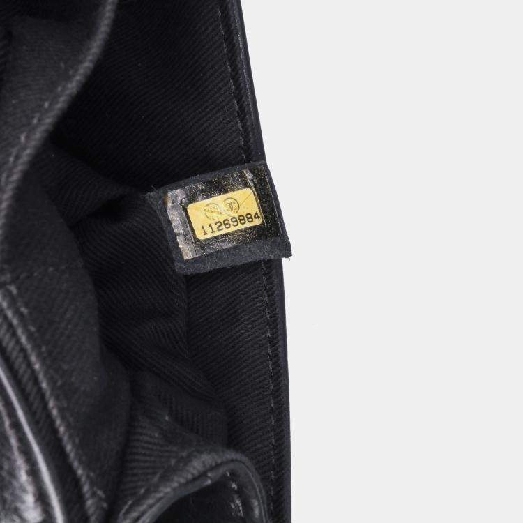 Pre Owned Chanel Black Quilted Calfskin Star Attitude Grommet Fold Over Clutch