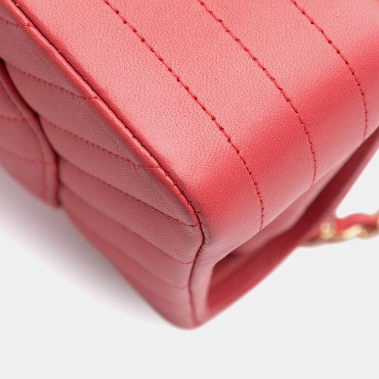 Pre Owned Chanel Red Medium Classic Chevron Lambskin Double Flap