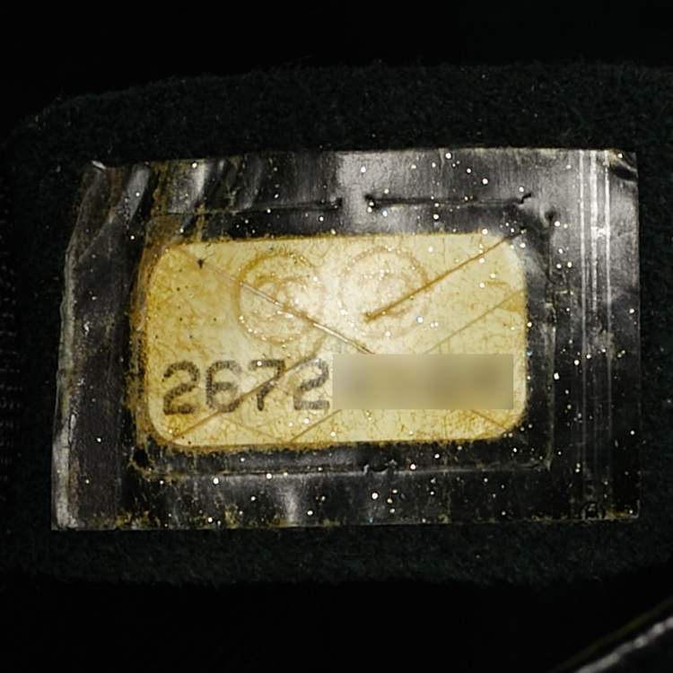 Pre Owned Chanel Boy Medium Black Quilted Caviar Leather Flap Bag