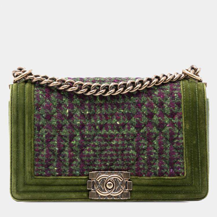Pre Owned Chanel Green Old Medium Tweed and Velvet Boy Flap