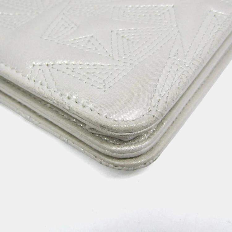 Pre Owned Chanel Star Emboss Lambskin Chain/Shoulder Wallet Silver
