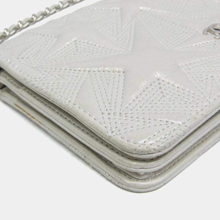 Pre Owned Chanel Star Emboss Lambskin Chain/Shoulder Wallet Silver