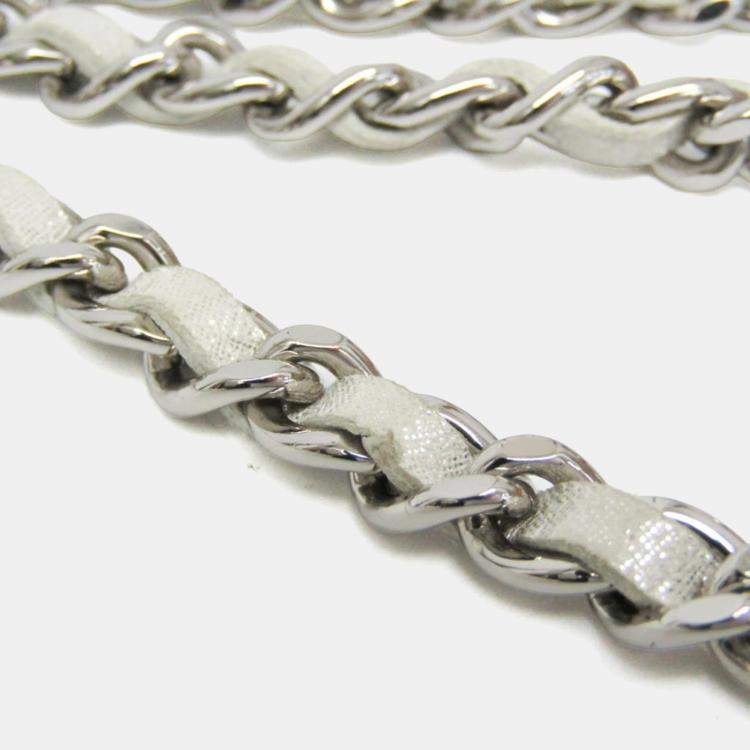 Pre Owned Chanel Star Emboss Lambskin Chain/Shoulder Wallet Silver