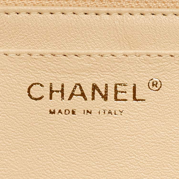 Pre Owned حقيبة شانيل جامبو  كلاسيك جلد شيفرون لامع خوخي بقلاب