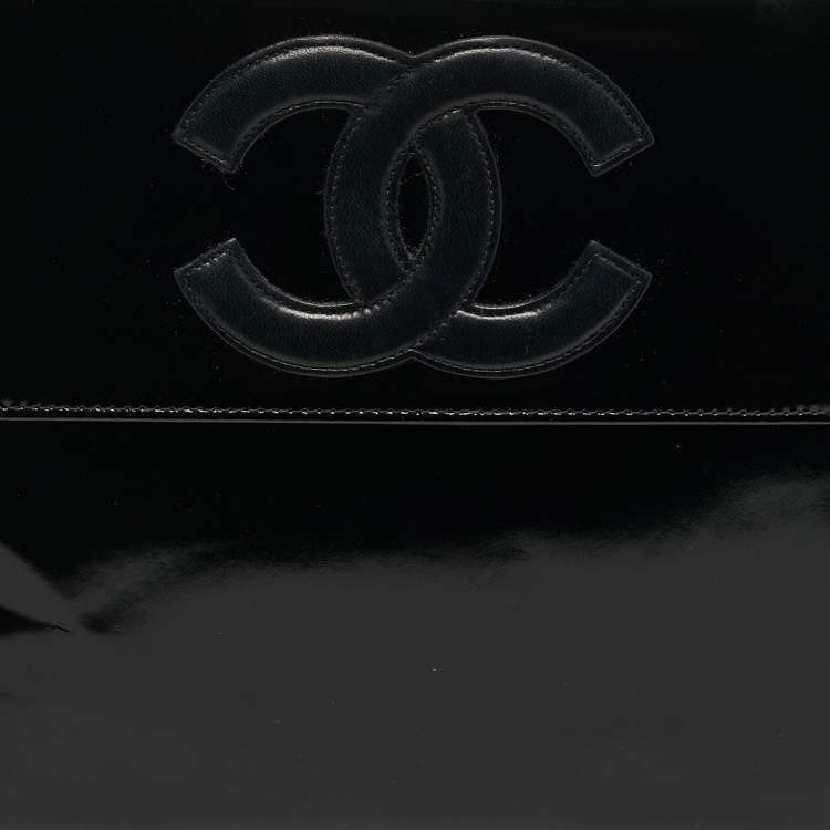 Pre Owned Chanel CC Black Patent and Leather Chain Top Handle Bag