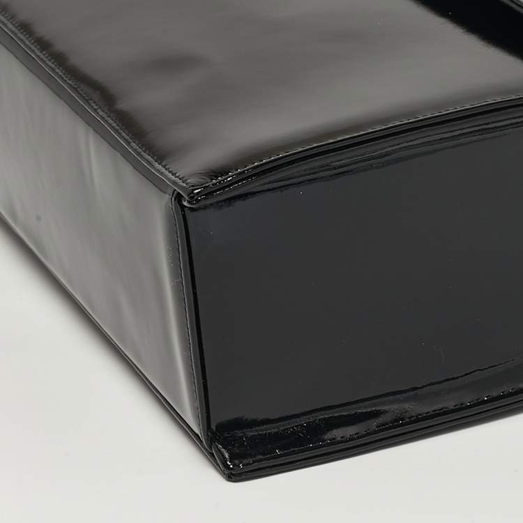 Pre Owned Chanel CC Black Patent and Leather Chain Top Handle Bag