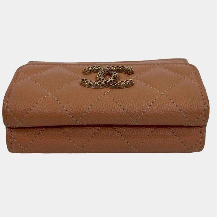 Pre Owned Chanel Brown CC Quilted Caviar Trifold Wallet