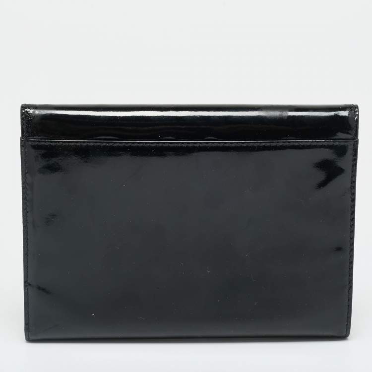 Pre Owned Chanel CC Timeless Black Patent Leather Trifold Wallet