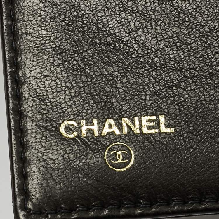 Pre Owned Chanel CC Timeless Black Patent Leather Trifold Wallet