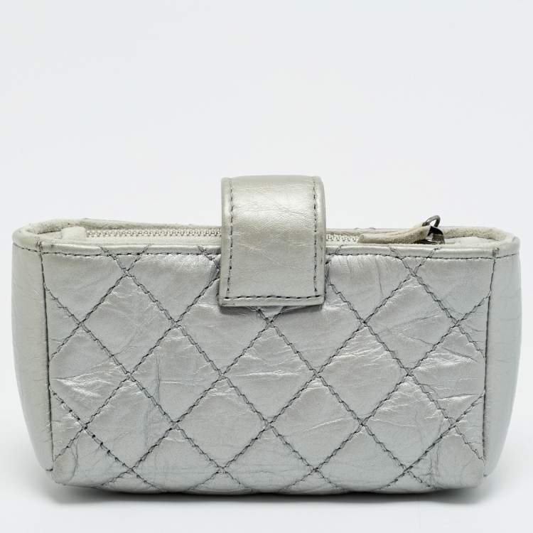 Pre Owned Chanel CC O Silver Quilted Leather Phone Pouch