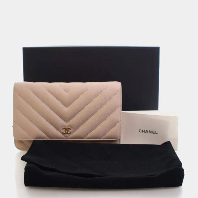 Pre Owned Chanel Caviar Paris-Athens Wallet On Chain (WOC)