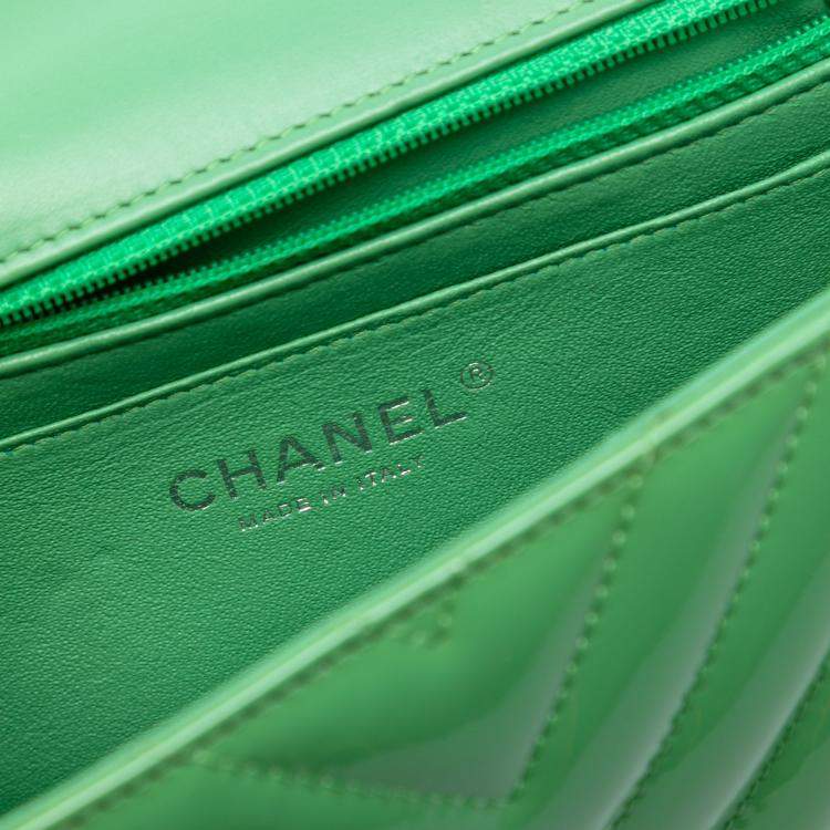 Pre Owned Chanel Green Mini Rectangular Classic Chevron Patent Single Flap