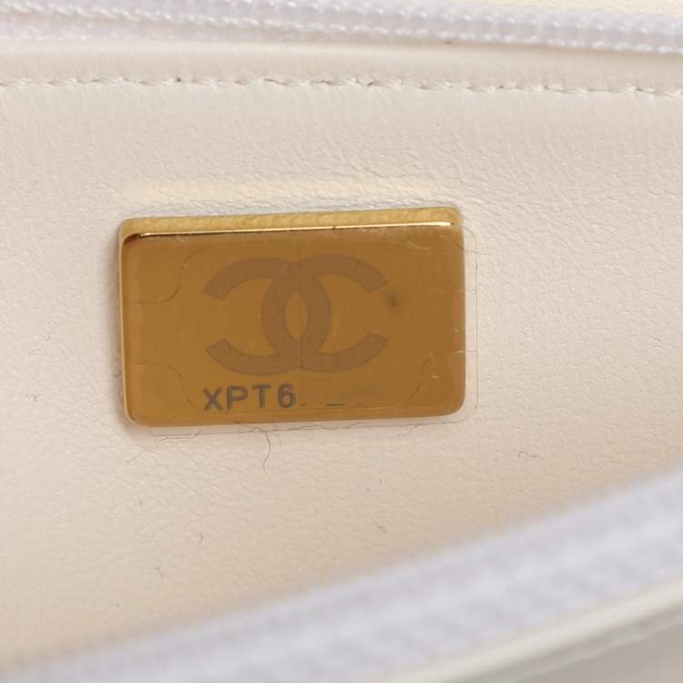 Pre Owned Chanel CC Book Black Quilted Leather Clutch Bag