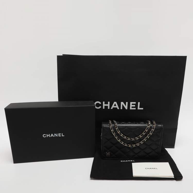 Pre Owned Chanel CC Book Black Quilted Leather Clutch Bag
